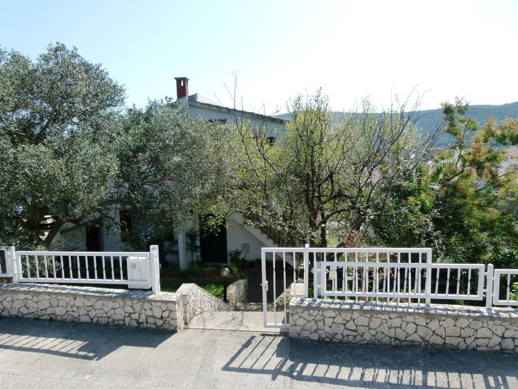 Apartment Golubica 2 Маріна Екстер'єр фото