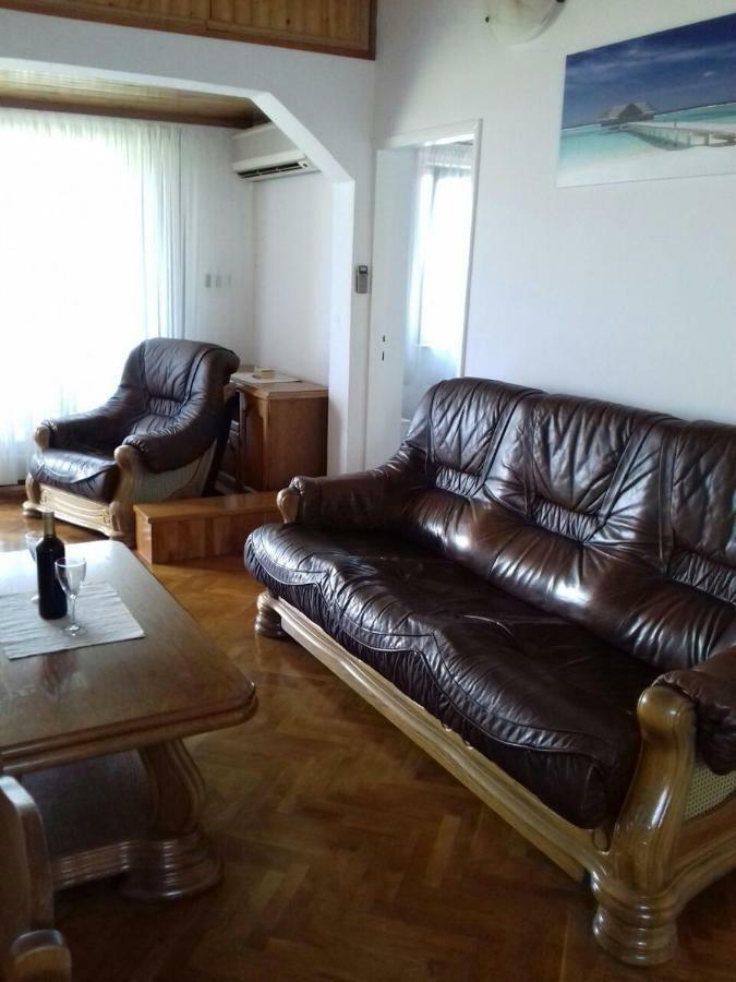 Apartment Golubica 2 Маріна Екстер'єр фото